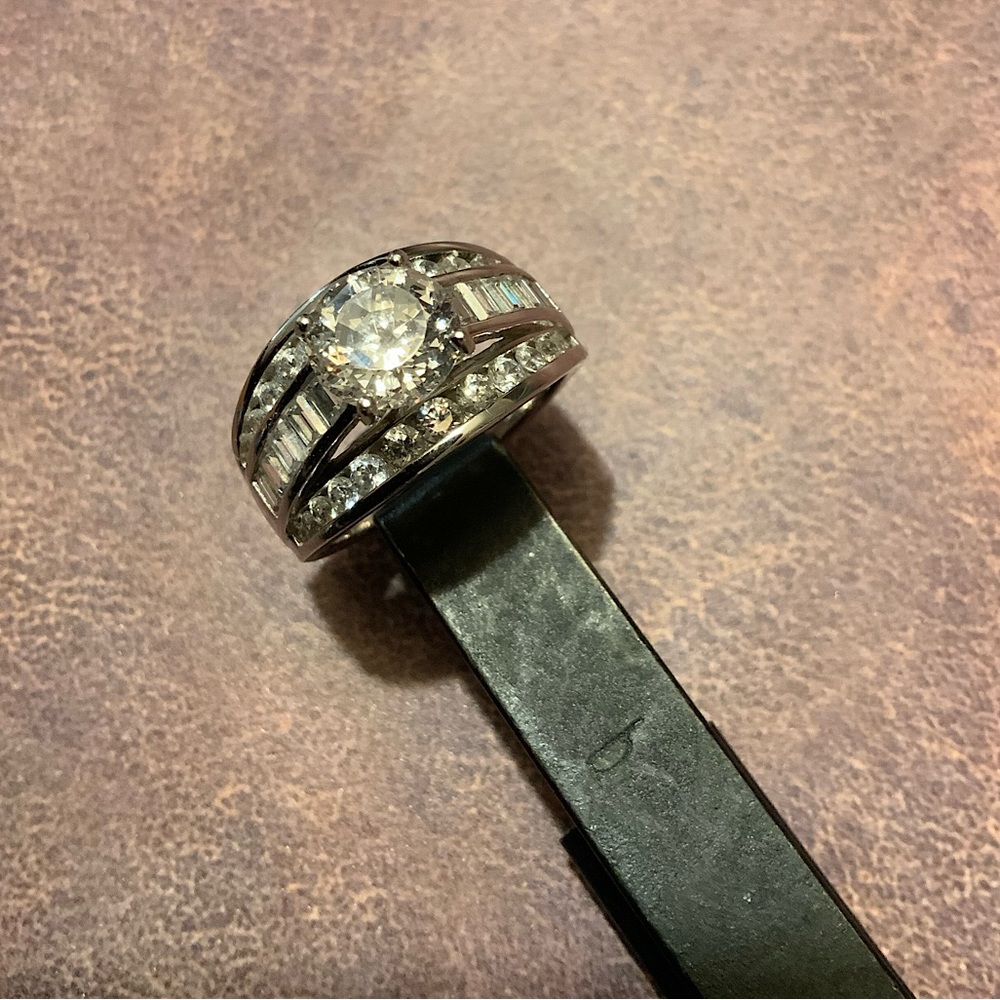 NWOT Solitaire Engagement Ring w/ CZs Sz 6.75 - JTV - Sterling Silver
